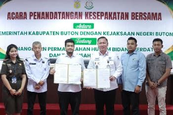 Wujudkan Tata Kelola Bersih, Pemkab dan Kejari Buton Teken MoU Penanganan Masalah Hukum Perdata dan TUN
